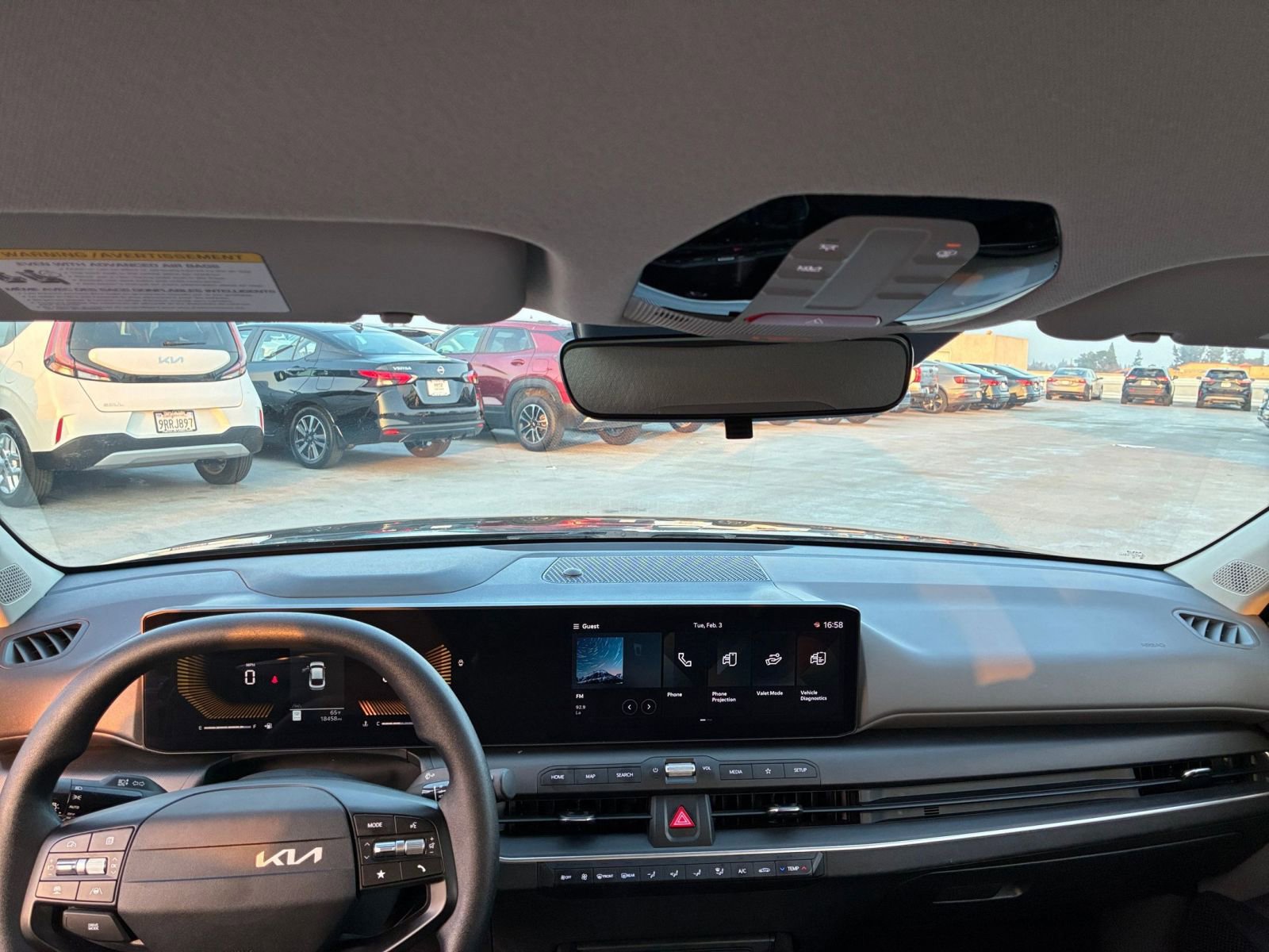 Used 2025 Kia K4 LXS image 32