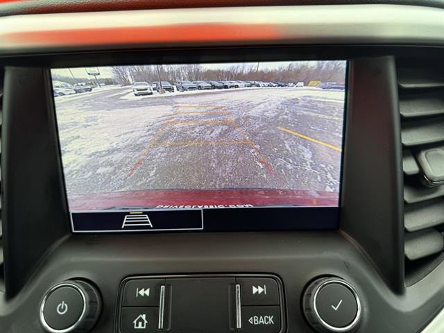 Used 2022 GMC Acadia SLE w/ Driver Convenience Package image 21