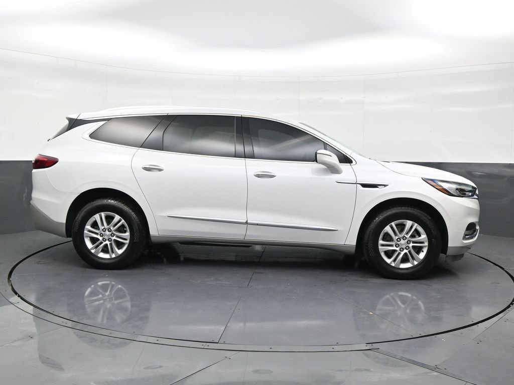 Used 2021 Buick Enclave Essence w/ Sound and Sites Package image 6