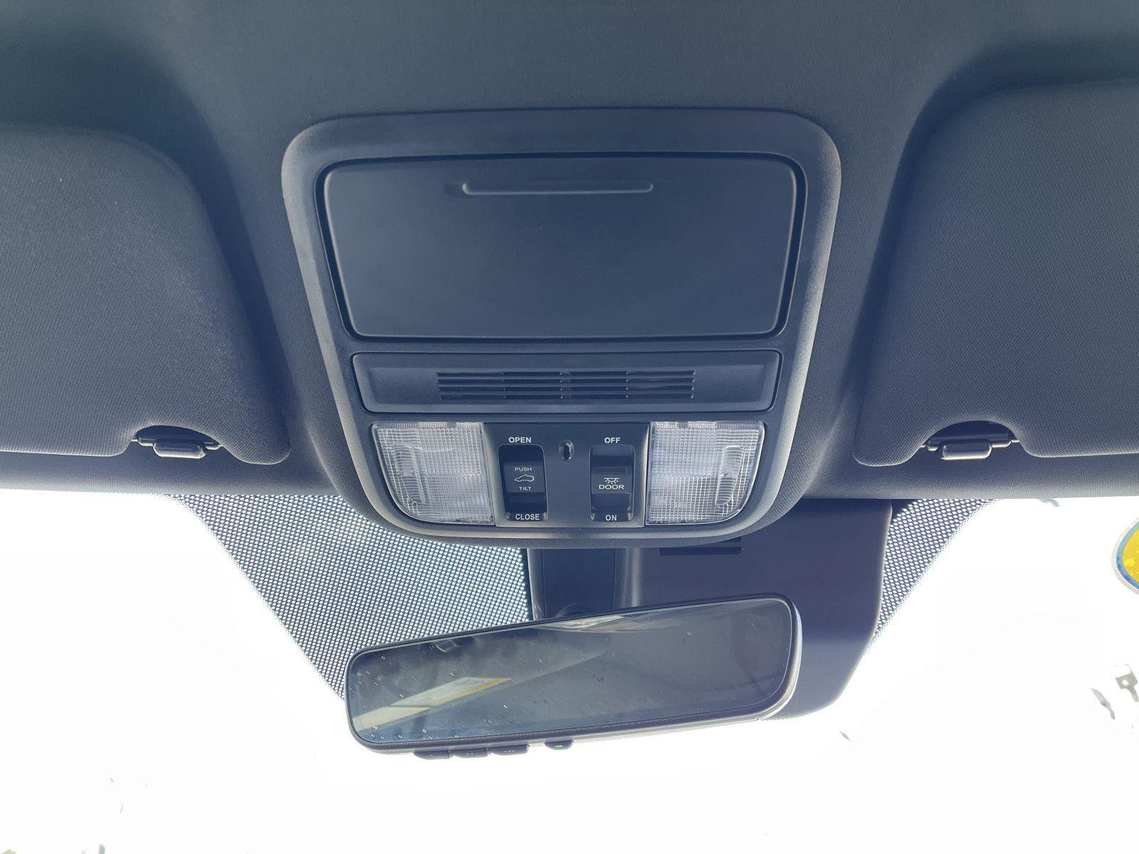 Used 2023 Honda Passport EX-L image 12