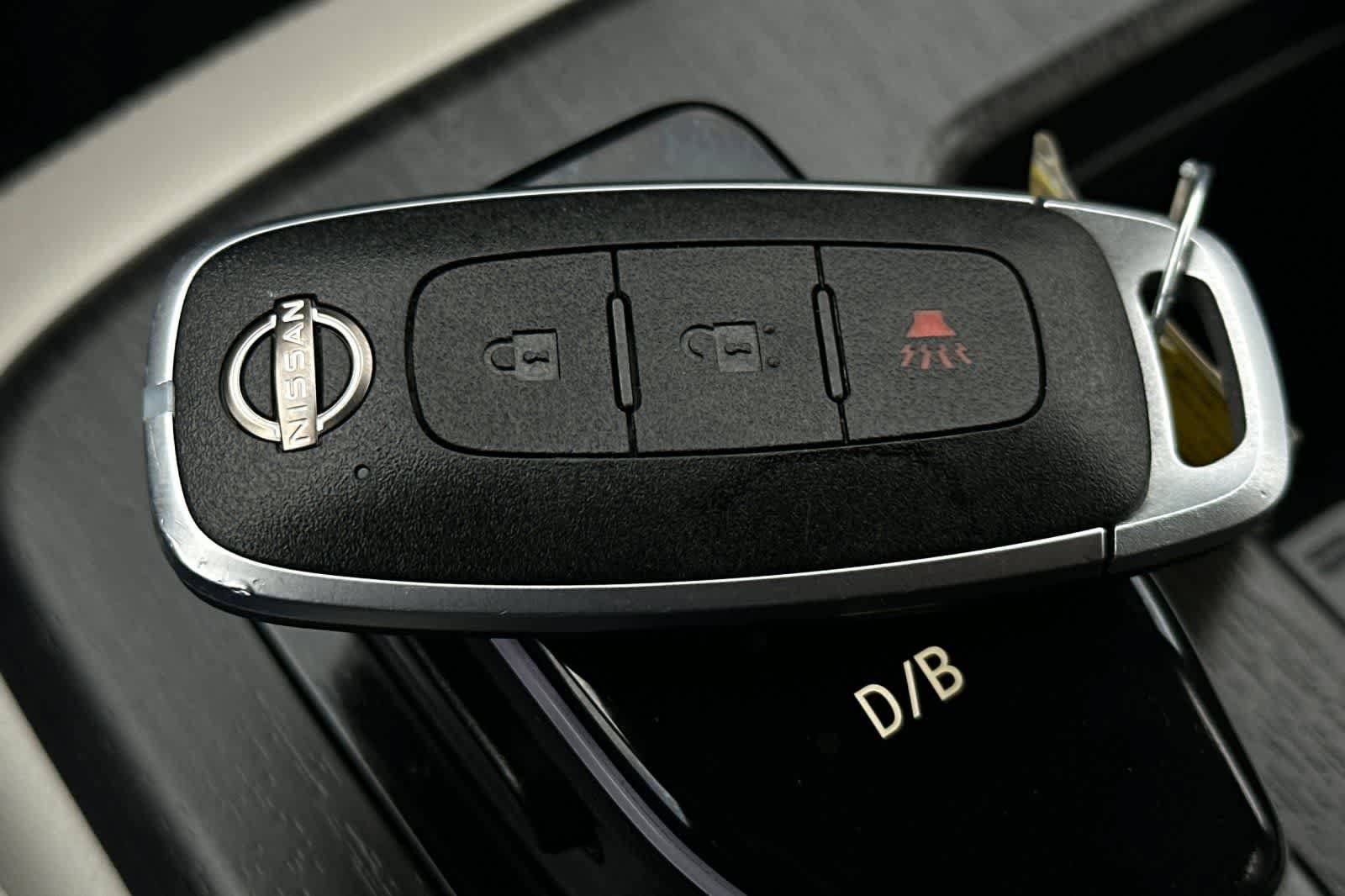 Certified 2024 Nissan Ariya AWD image 27
