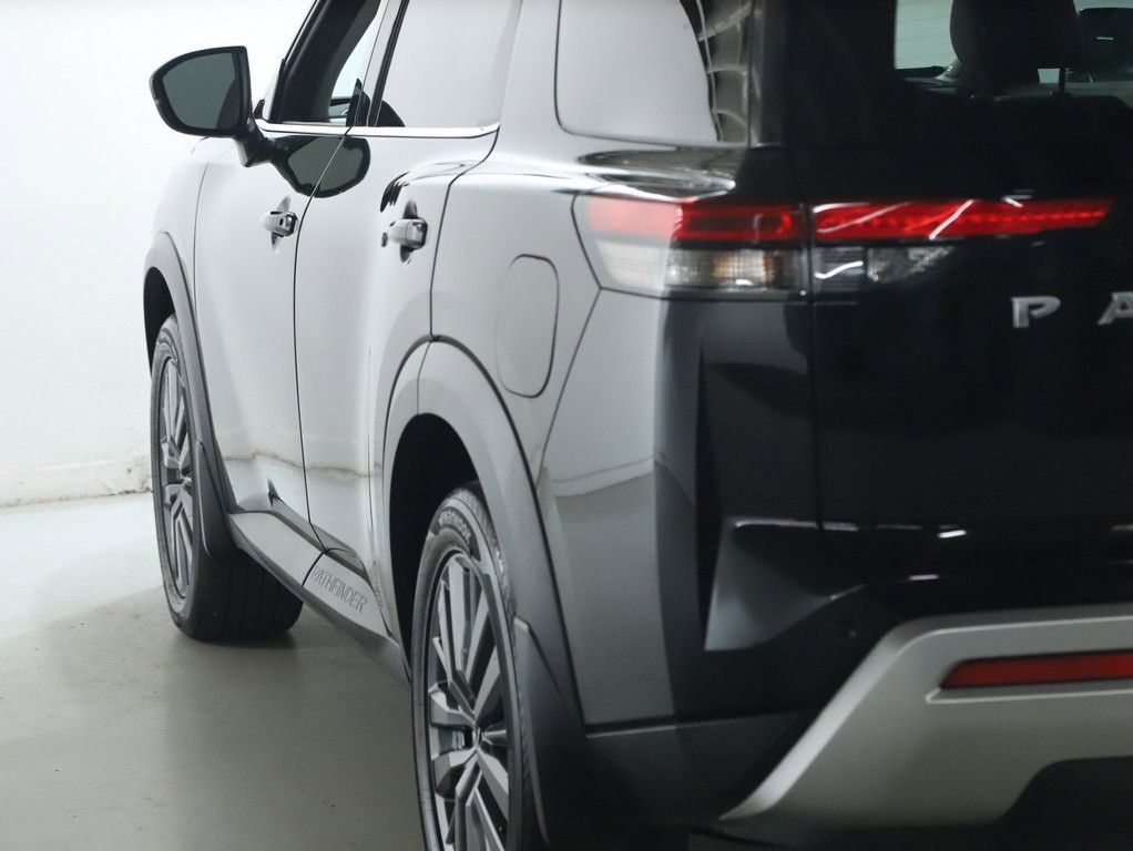 Certified 2023 Nissan Pathfinder SL w/ SL Premium Package image 46