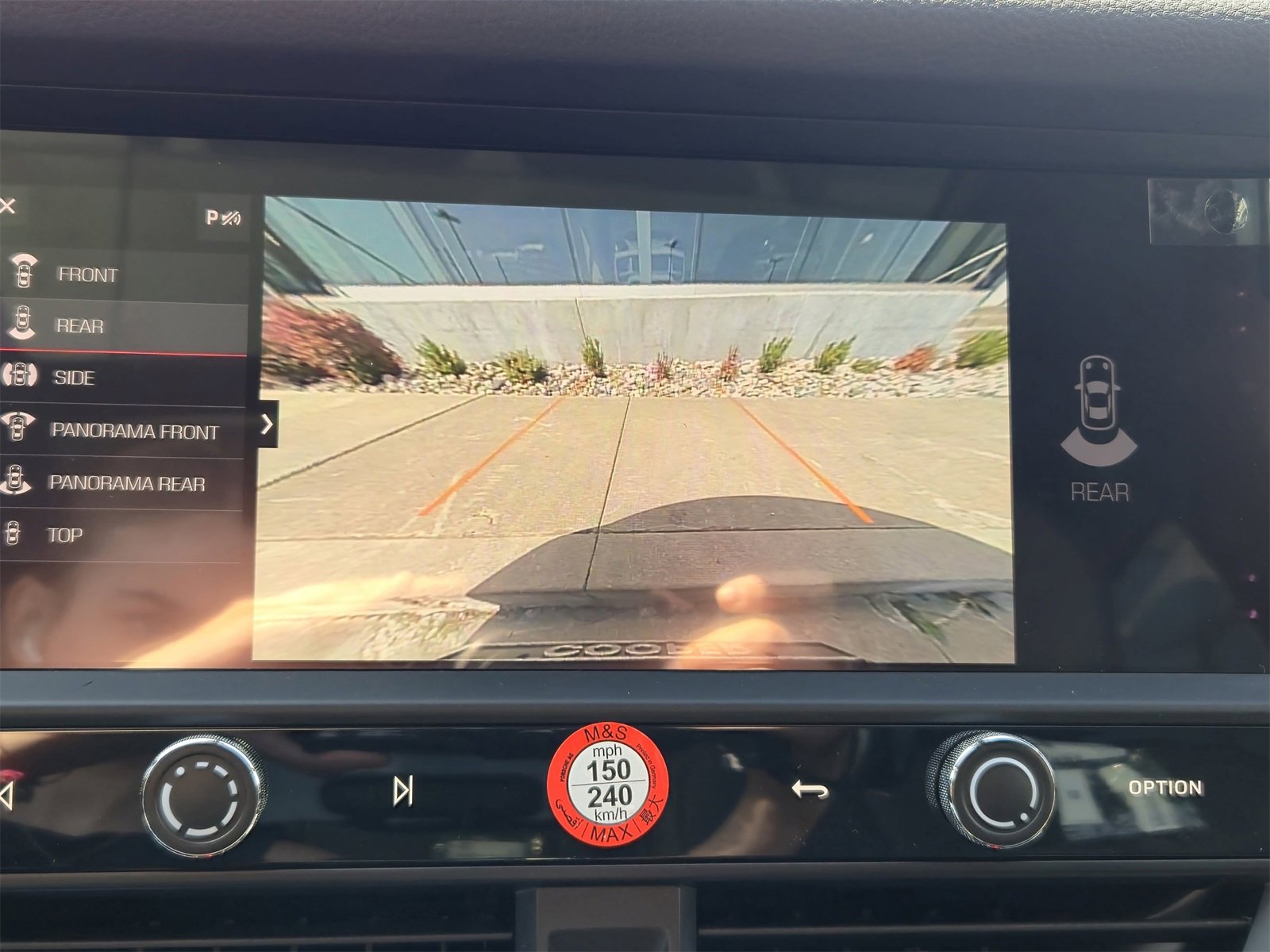 Certified 2025 Porsche Macan image 26