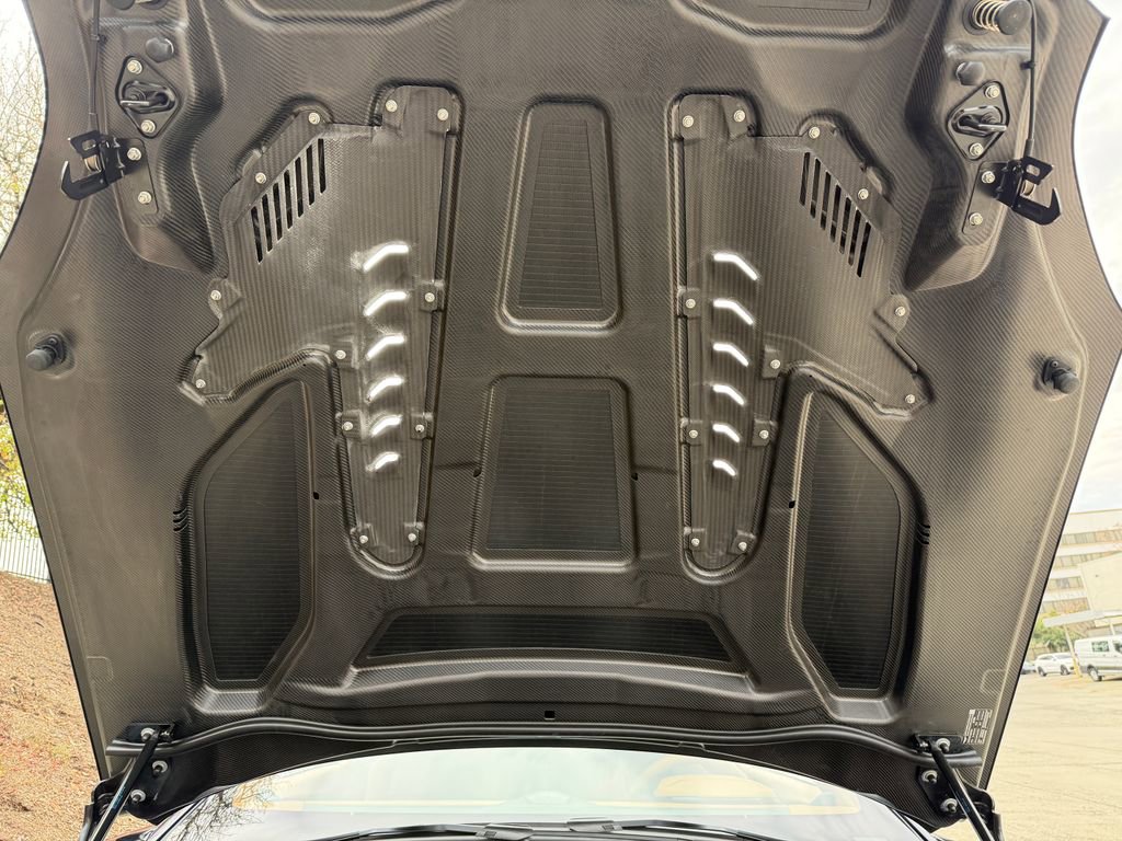 New 2026 Aston Martin Vanquish Convertible image 46