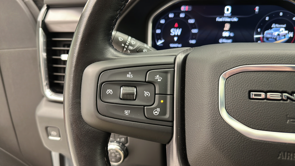 Used 2026 GMC Sierra 2500 Denali Ultimate AWD/4WD image 19
