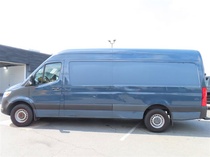 Used 2019 Mercedes-Benz Sprinter 170 image 10