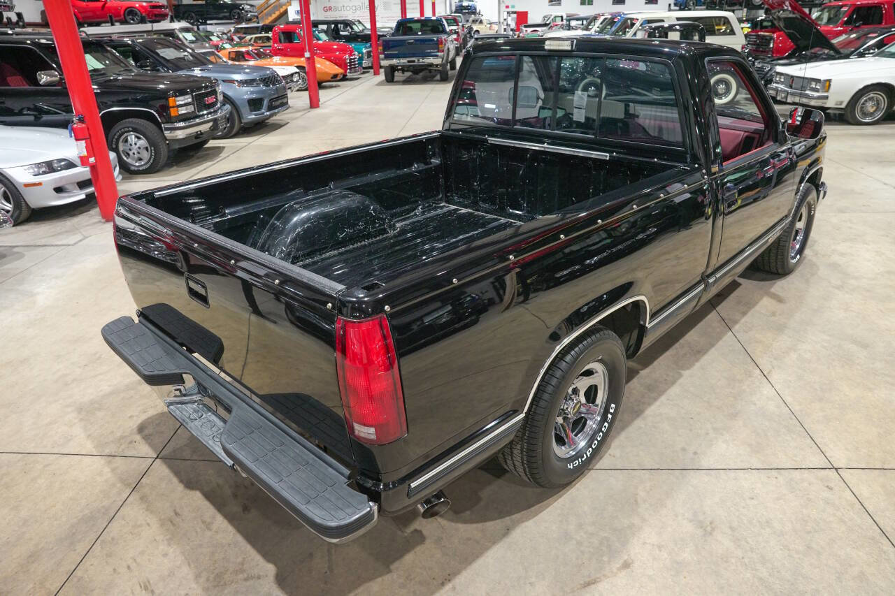 Used 1990 Chevrolet Silverado 1500 2WD Regular Cab image 17