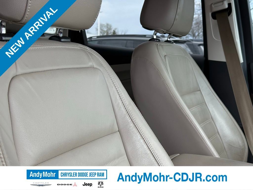 Used 2017 Ford Escape Titanium w/ Equipment Group 301A image 38