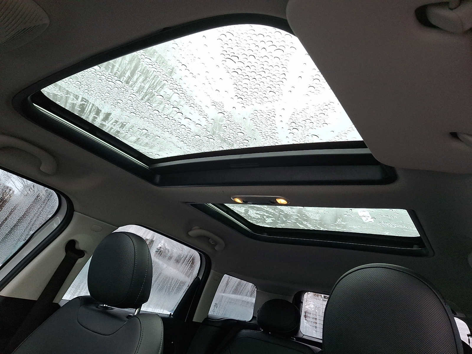 Used 2019 MINI Cooper Countryman S w/ Premium Package image 11