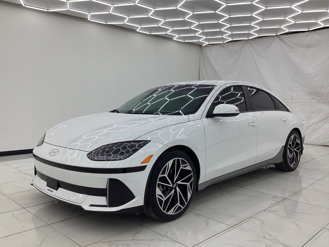 Used 2023 Hyundai Ioniq 6 SEL image 6