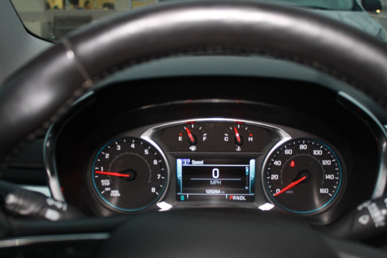 Used 2018 Chevrolet Equinox Premier FWD image 10