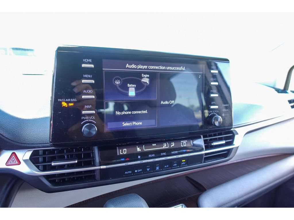 Certified 2023 Toyota Sienna LE FWD image 19