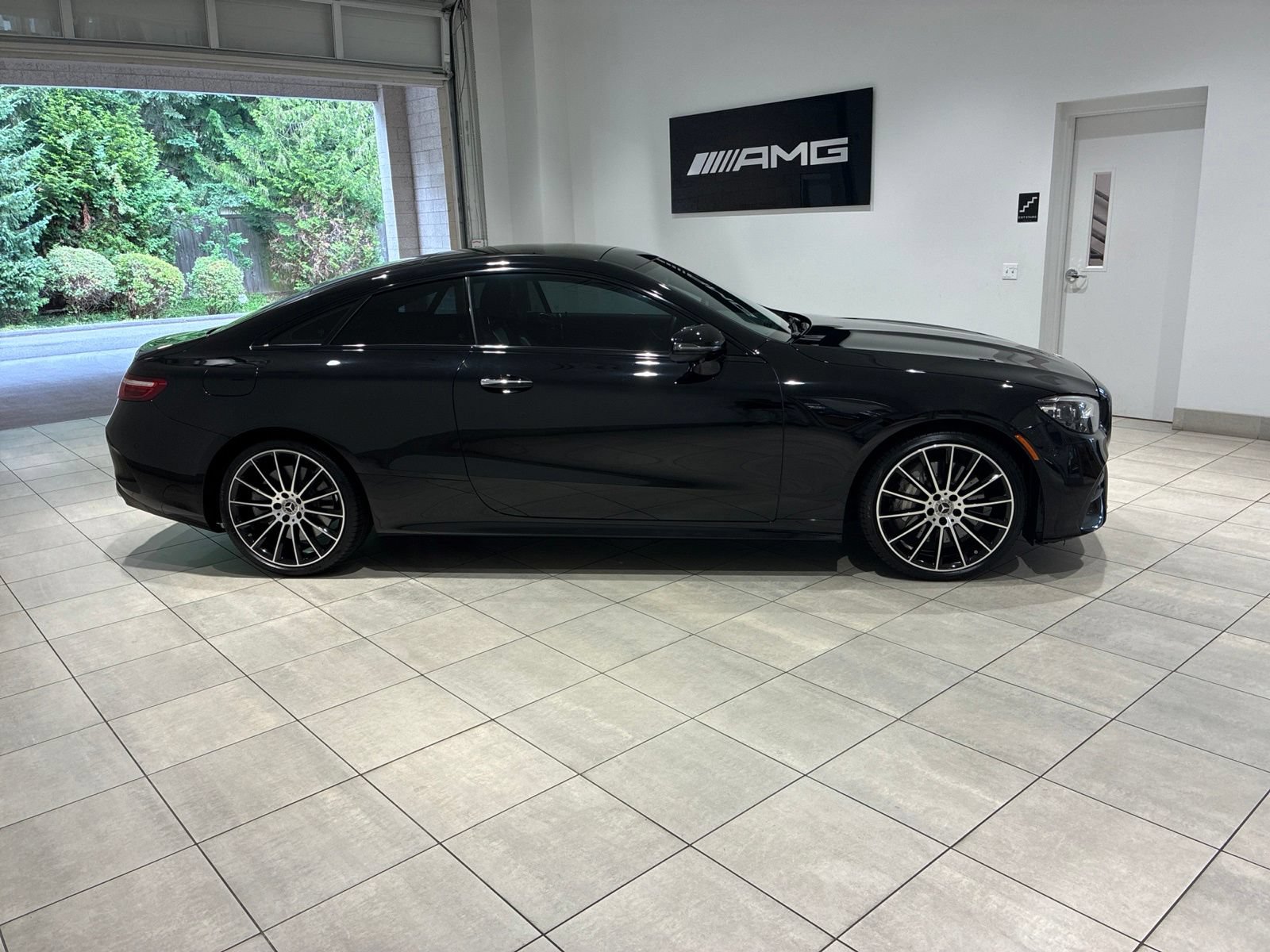 Used 2022 Mercedes-Benz E 450 4MATIC Coupe image 3