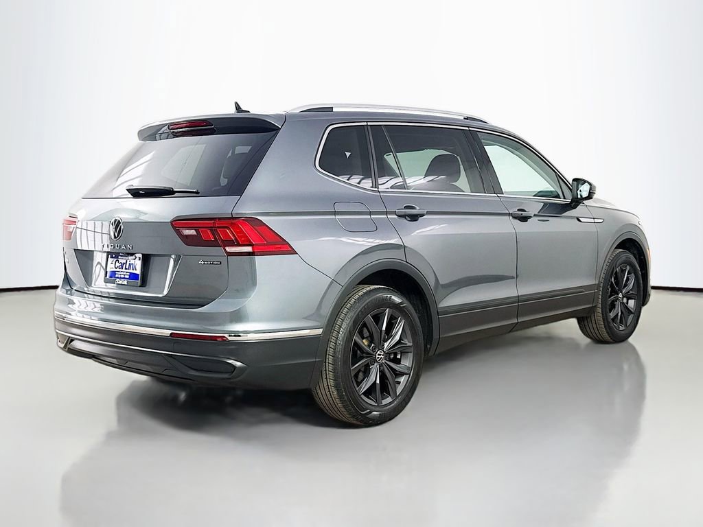 Used 2022 Volkswagen Tiguan SE w/ Panoramic Sunroof Package AWD/4WD image 8