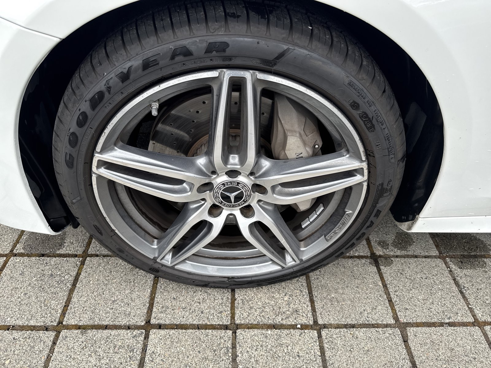 Certified 2020 Mercedes-Benz E 350 4MATIC Sedan image 9