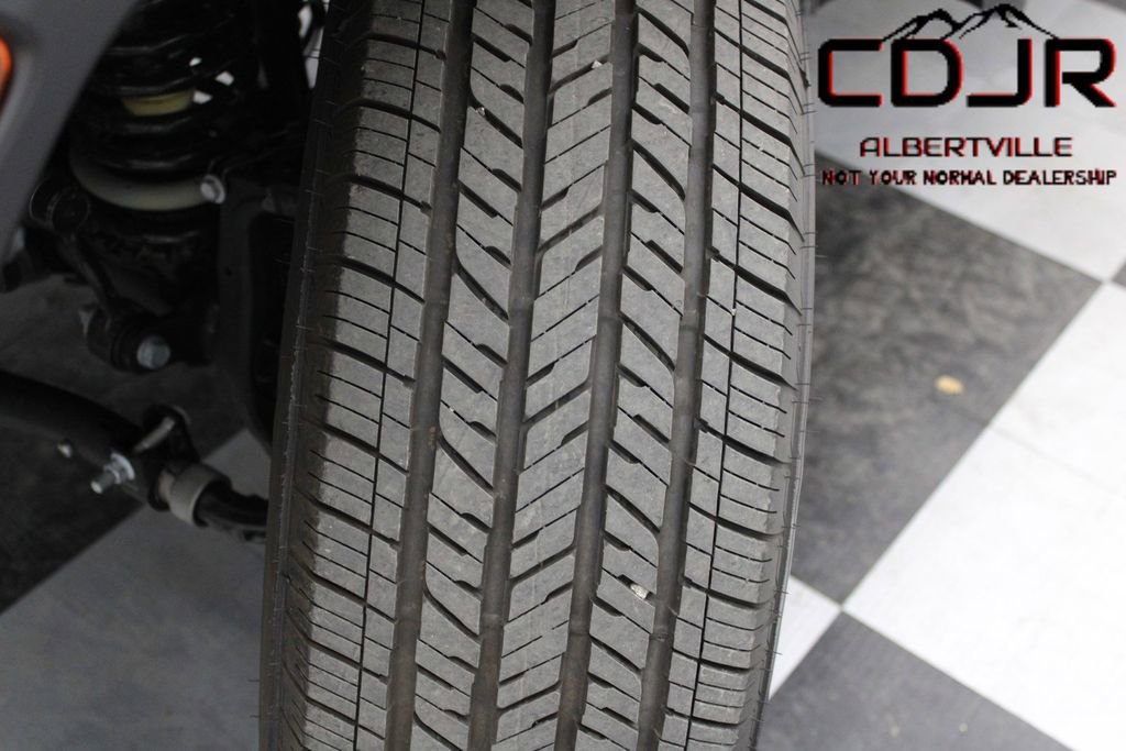 Used 2024 Jeep Wrangler Sahara w/ Technology Group image 45