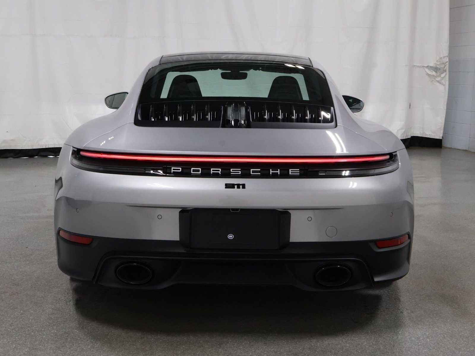 Certified 2025 Porsche 911 Carrera RWD image 7
