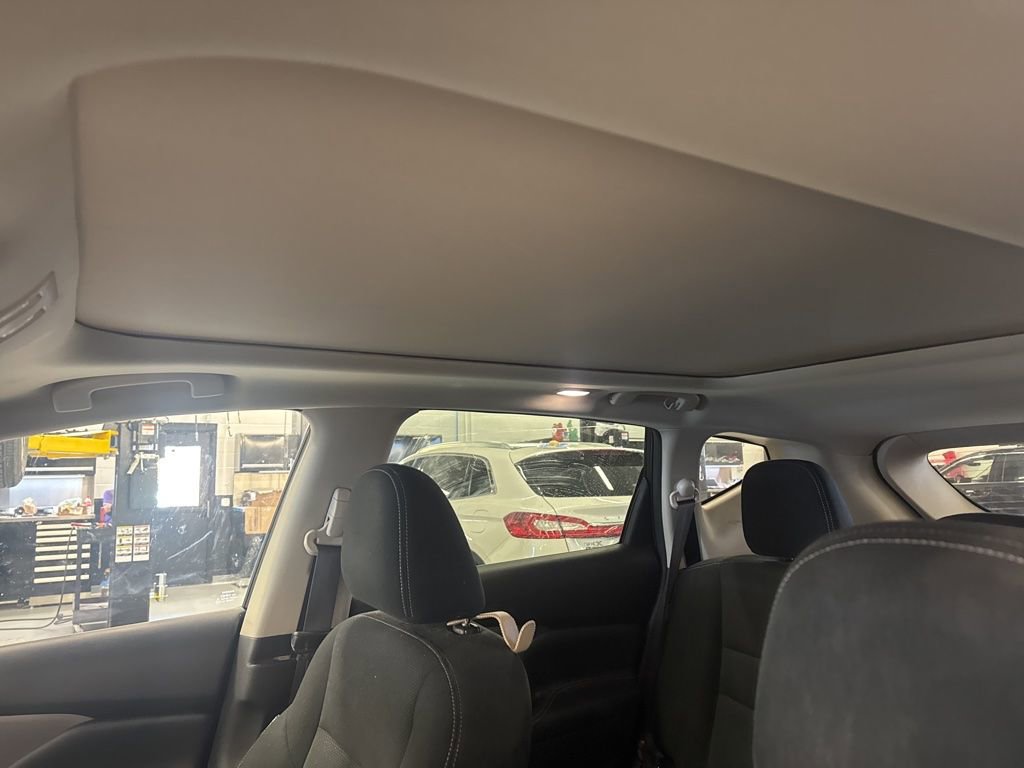 Used 2019 Nissan Murano SV w/ Premium Package image 11