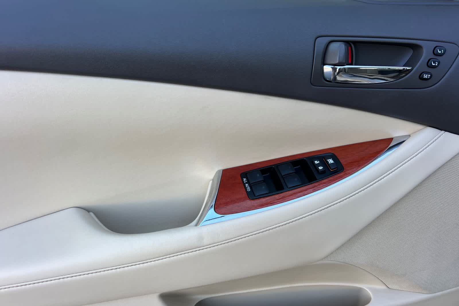 Used 2012 Lexus ES 350 FWD image 12