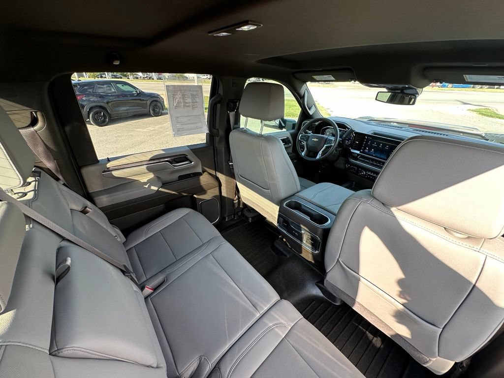 Used 2024 Chevrolet Silverado 2500 LTZ w/ LTZ Convenience Package AWD/4WD image 30