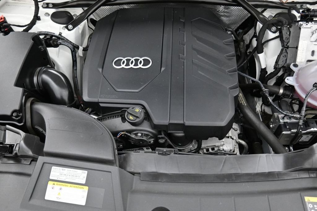 Used 2023 Audi Q5 2.0T Premium w/ Convenience Package AWD/4WD image 8