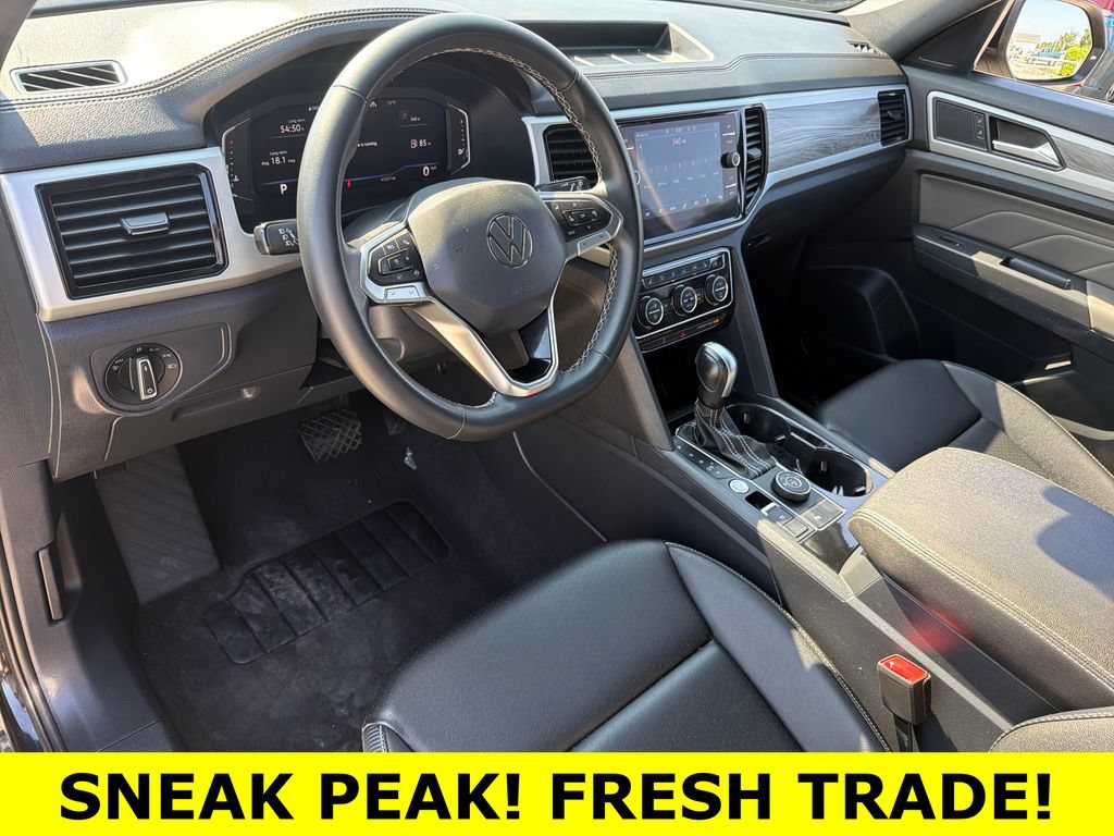 Certified 2023 Volkswagen Atlas Cross Sport SE w/ Black Wheel Package AWD/4WD image 8