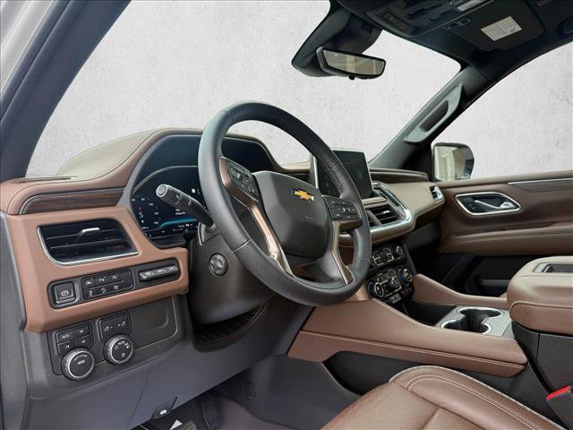 Used 2023 Chevrolet Tahoe High Country w/ Premium Package 2 AWD/4WD image 14
