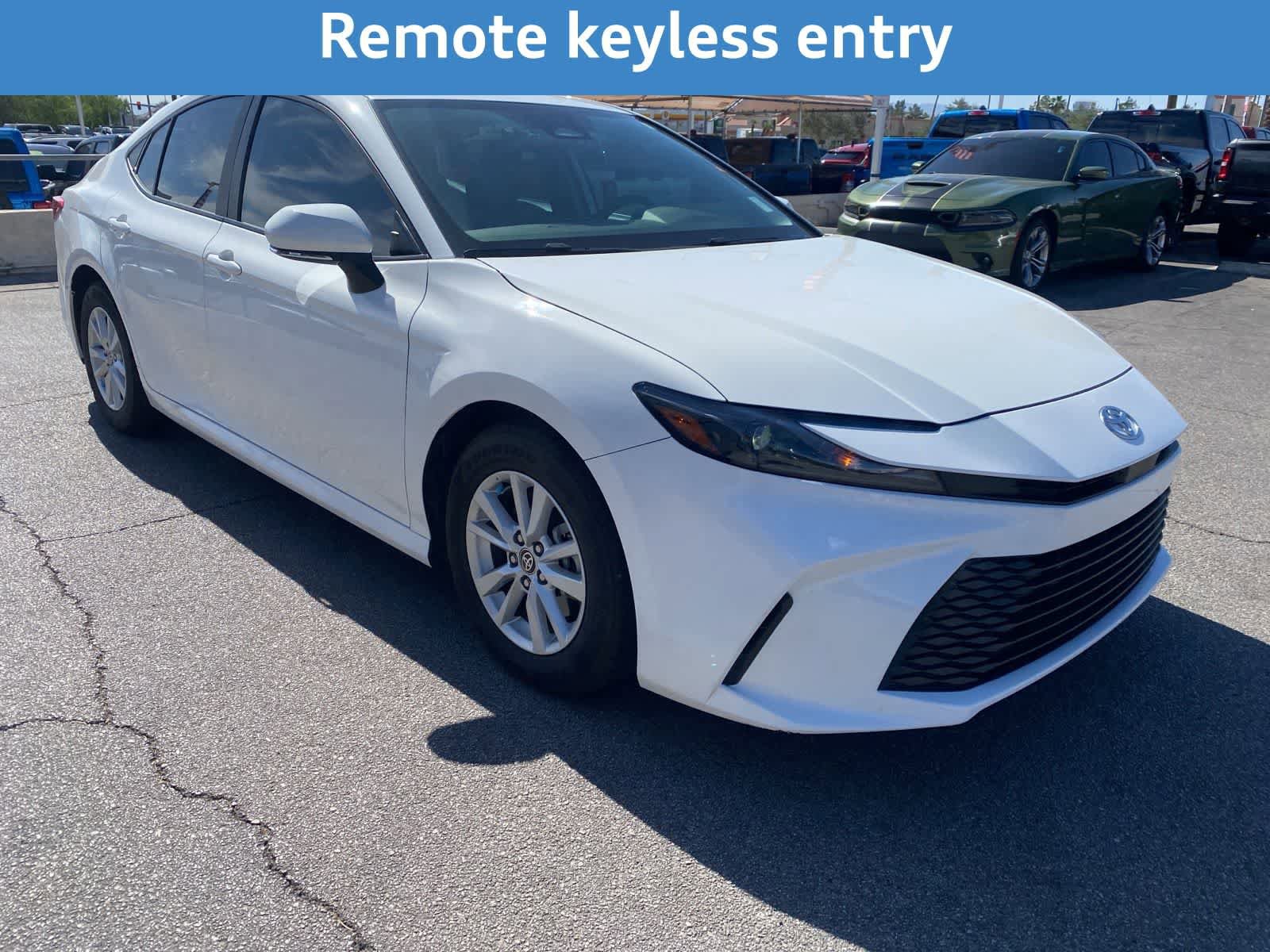Used 2025 Toyota Camry LE FWD image 5
