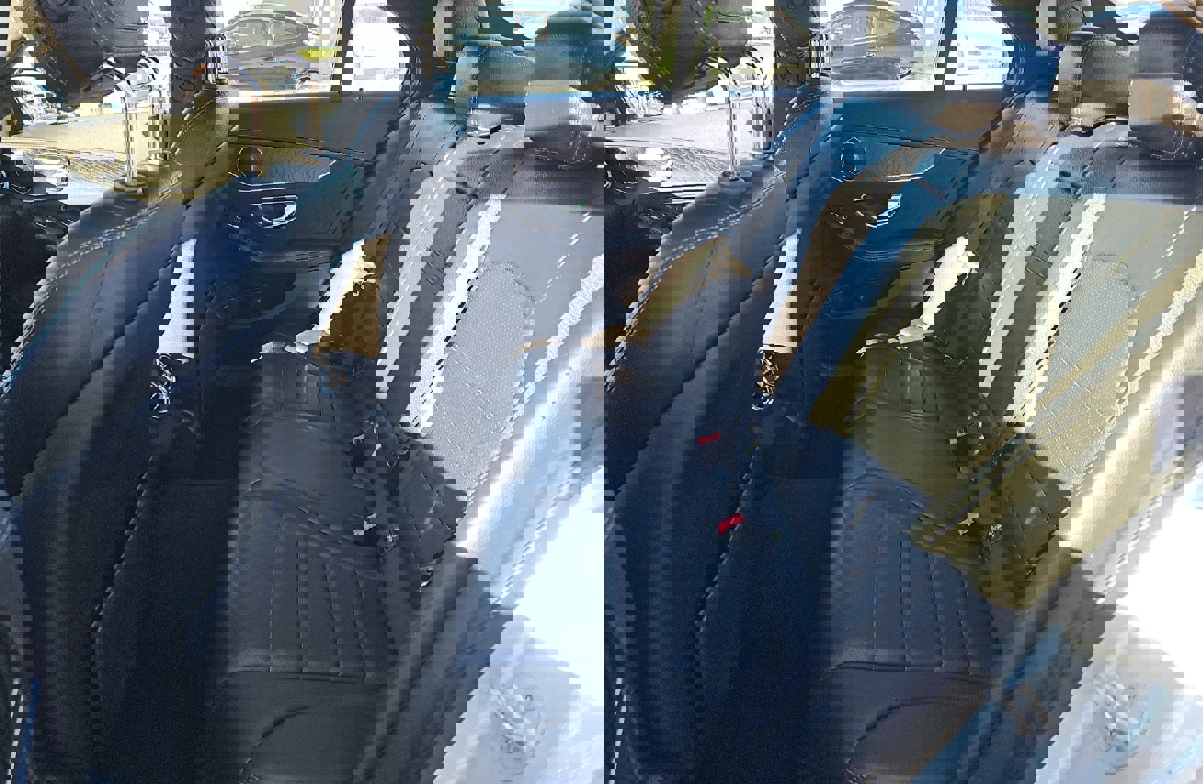 Used 2016 Mercedes-Benz C 300 Sedan w/ Sport Package image 7