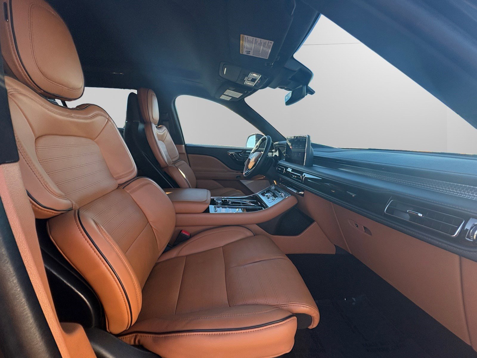 Certified 2024 Lincoln Aviator Black Label w/ Dynamic Handling Package image 15