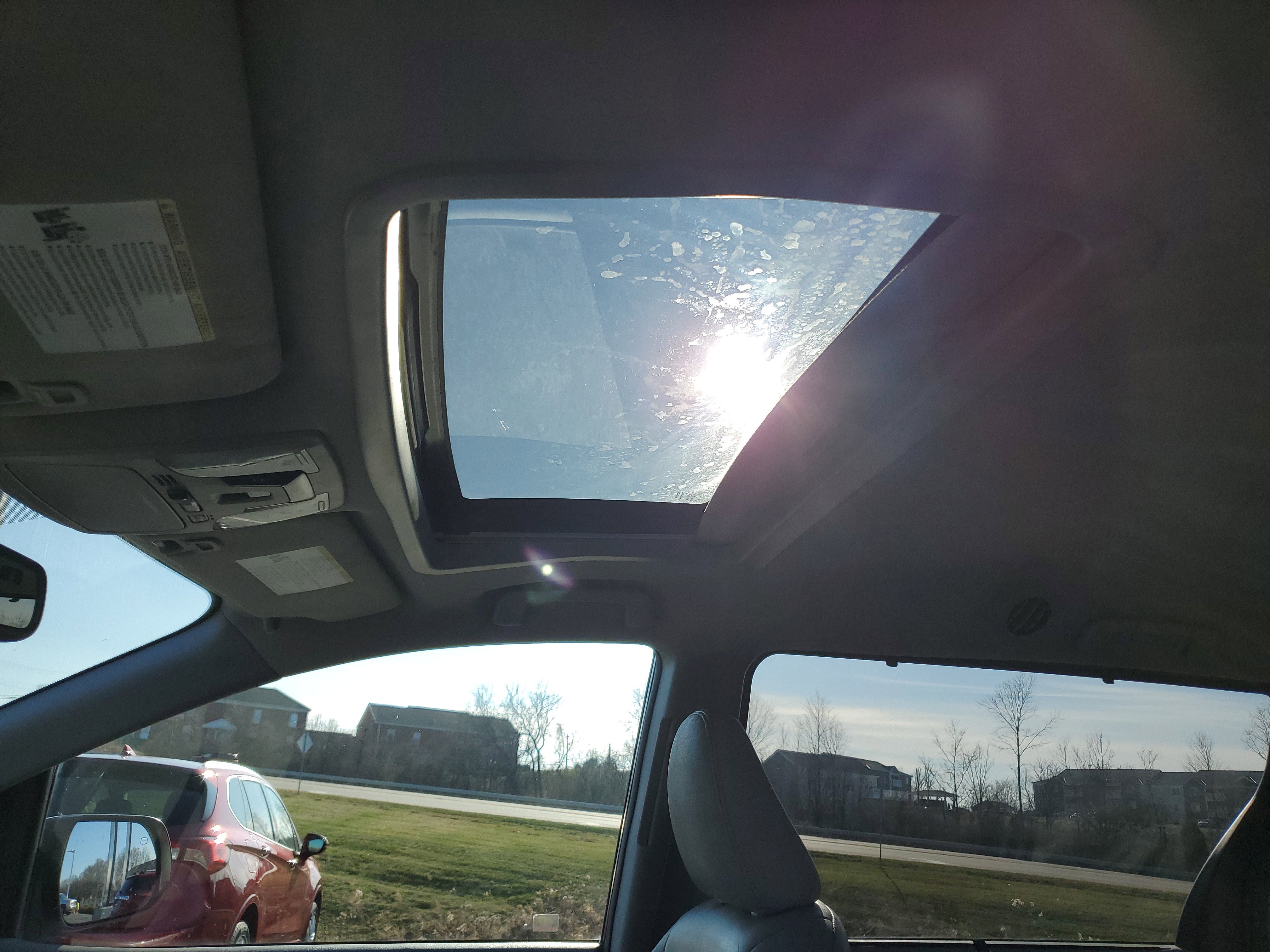 Used 2018 Toyota Sienna XLE image 29