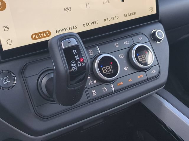 New 2026 Land Rover Defender 110 X AWD/4WD image 9