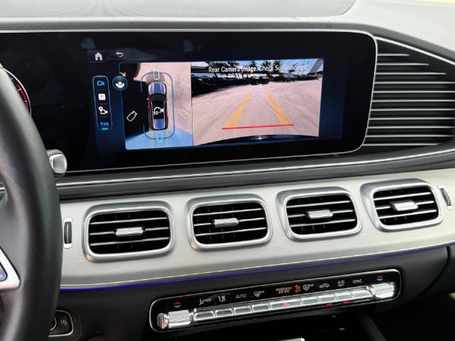 Used 2025 Mercedes-Benz GLS 450 4MATIC image 19