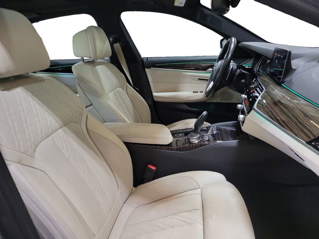 Used 2018 BMW 530i xDrive AWD/4WD image 28