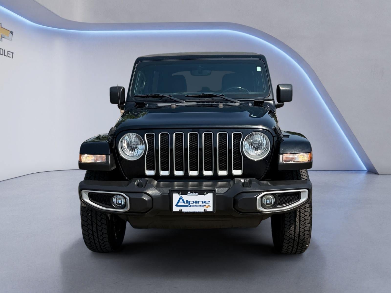 Used 2023 Jeep Wrangler Unlimited Sahara w/ Cold Weather Group AWD/4WD image 8