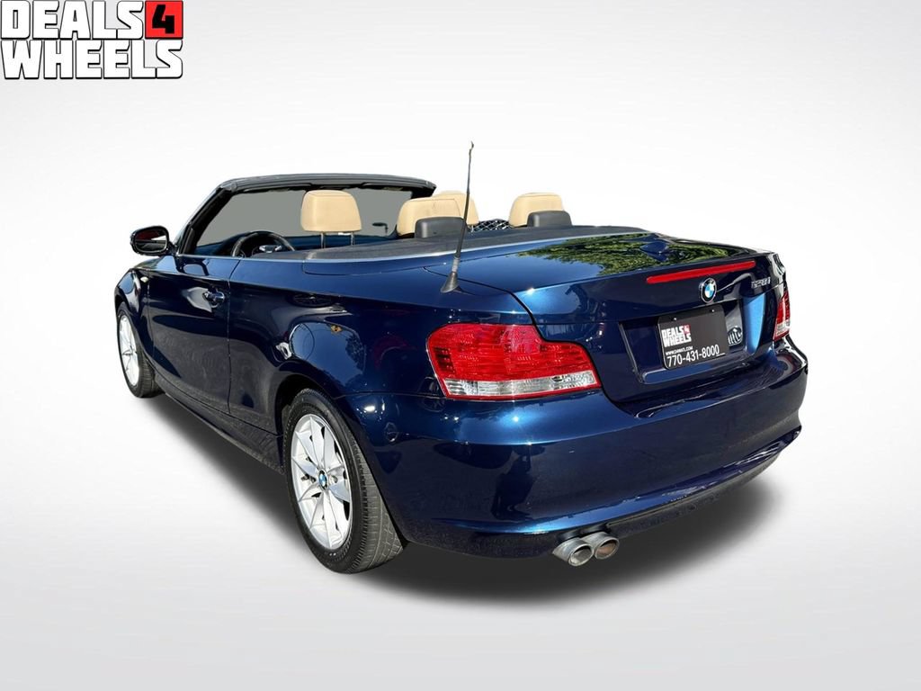 Used 2011 BMW 128i Convertible RWD image 8