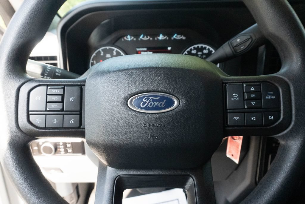 Used 2025 Ford F350 XL RWD image 23