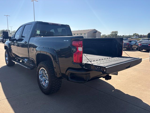 Used 2021 Chevrolet Silverado 2500 Custom w/ Custom Value Package AWD/4WD image 7