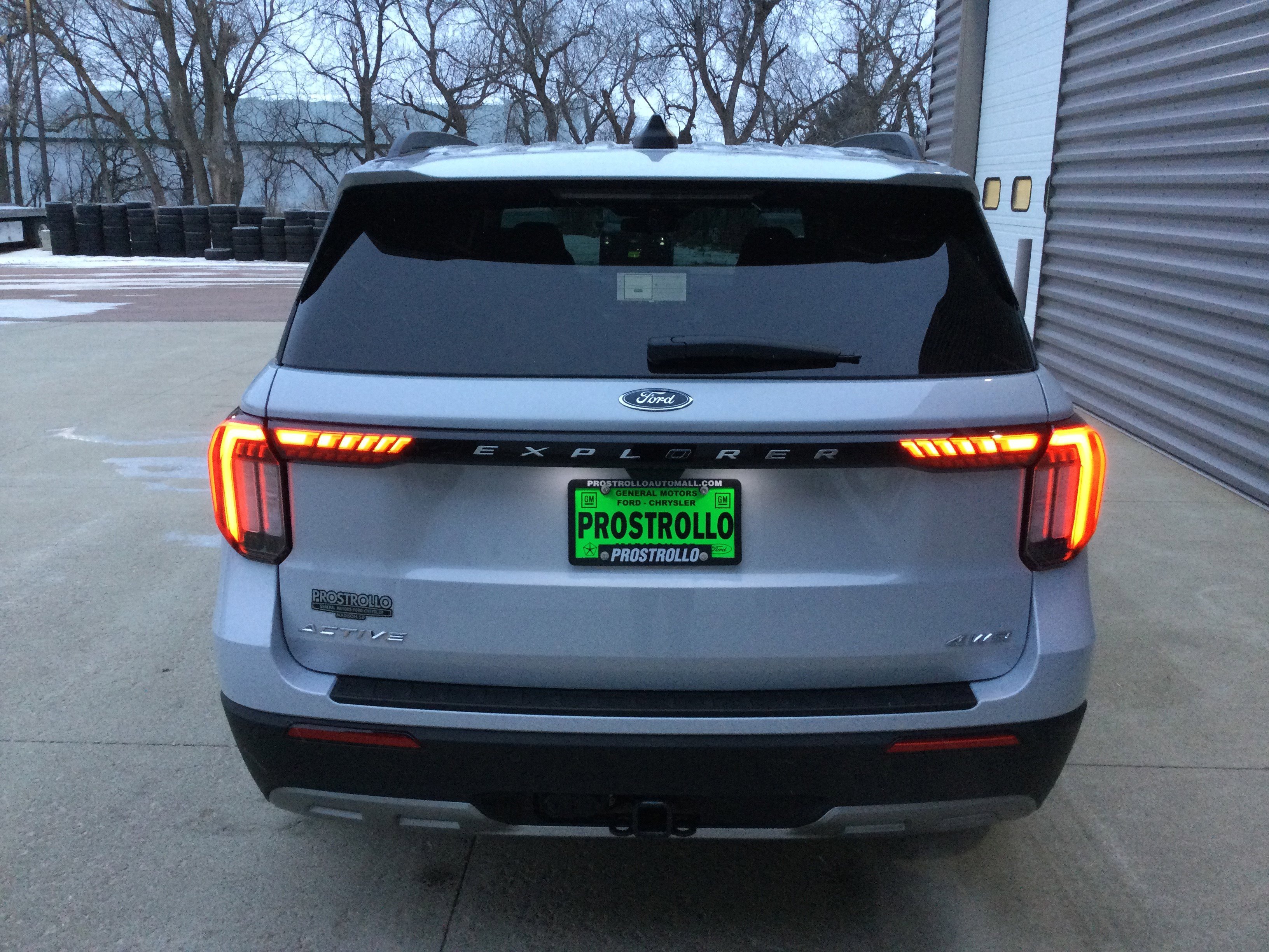 New 2026 Ford Explorer Active w/ Active Comfort Package image 4