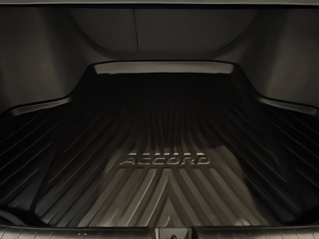 Certified 2019 Honda Accord Touring image 24
