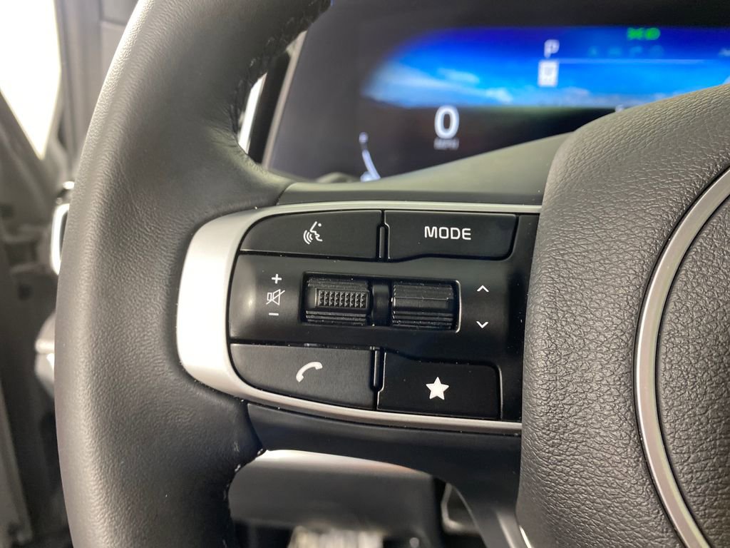 Certified 2025 Kia Sportage SX image 15