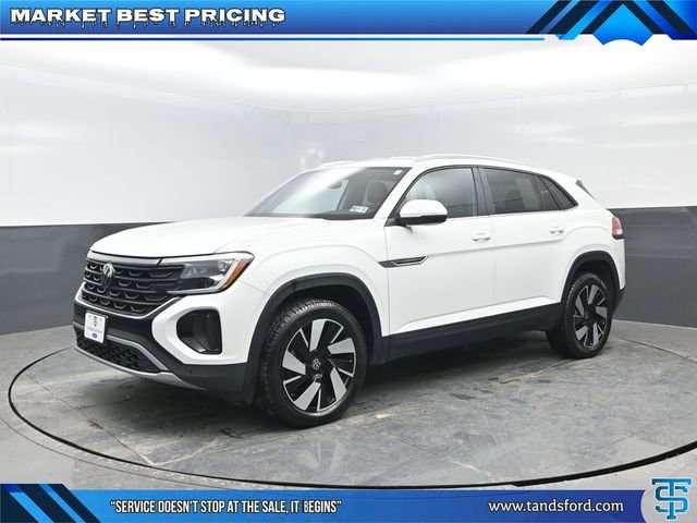 Used 2025 Volkswagen Atlas Cross Sport SE image 1