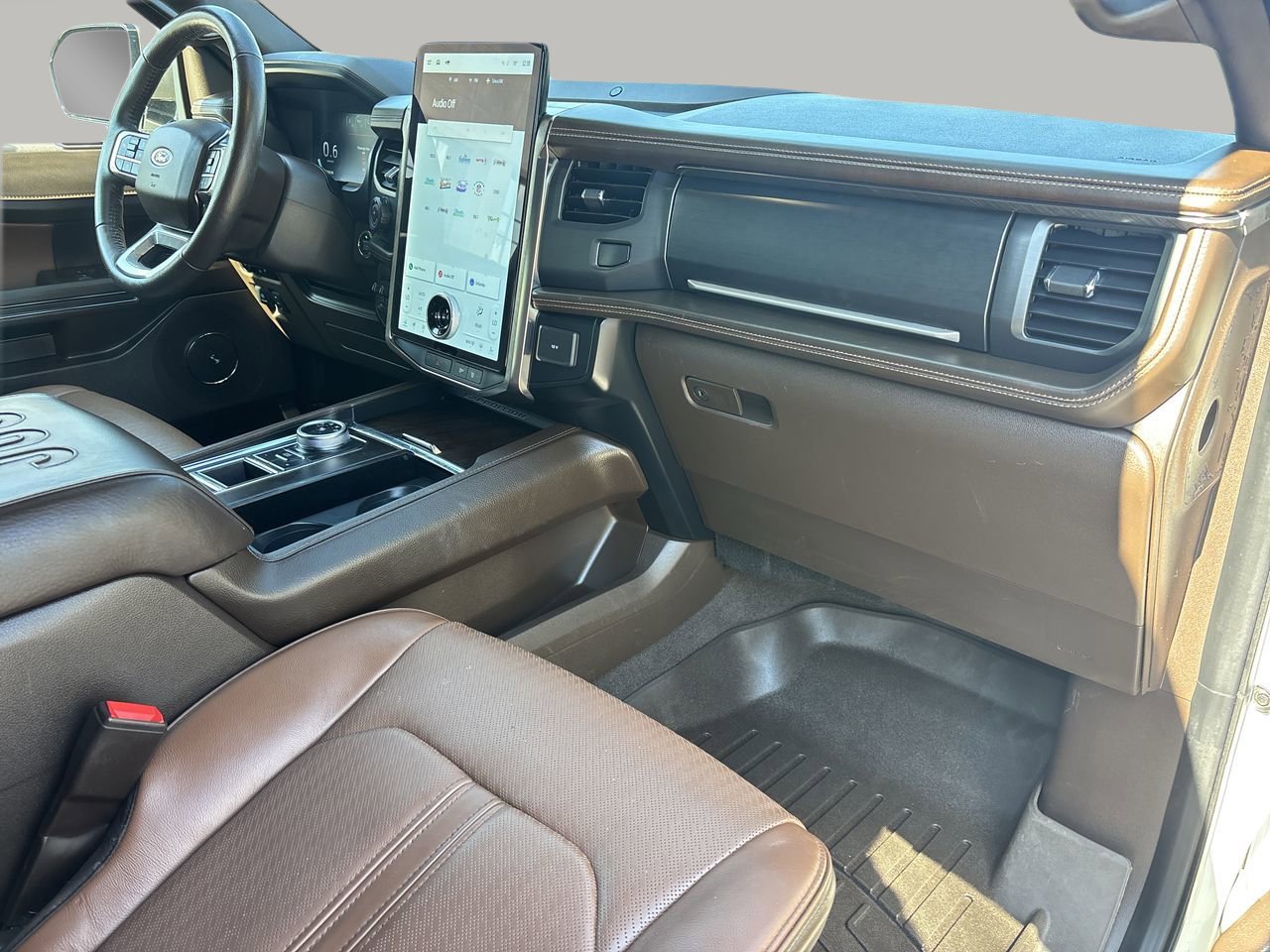Used 2023 Ford Expedition Max King Ranch image 6