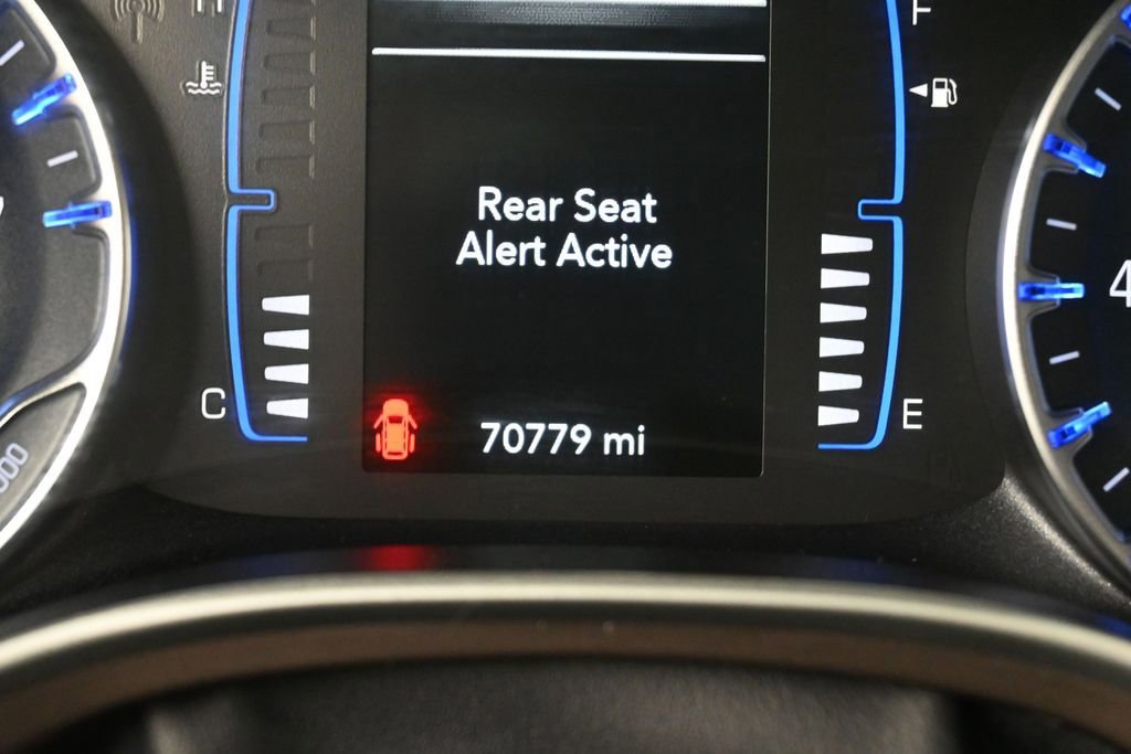Used 2023 Chrysler Voyager LX FWD image 35