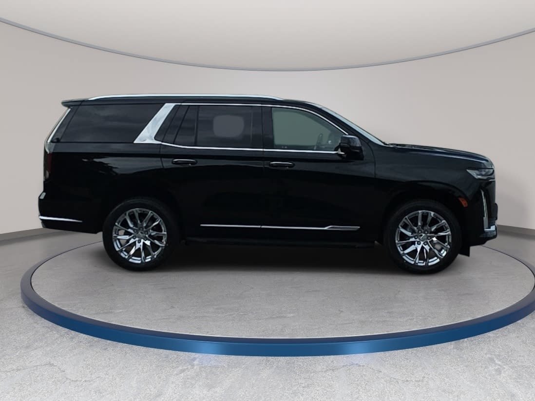 Used 2022 Cadillac Escalade Premium Luxury w/ LPO, Radiant Package AWD/4WD image 4