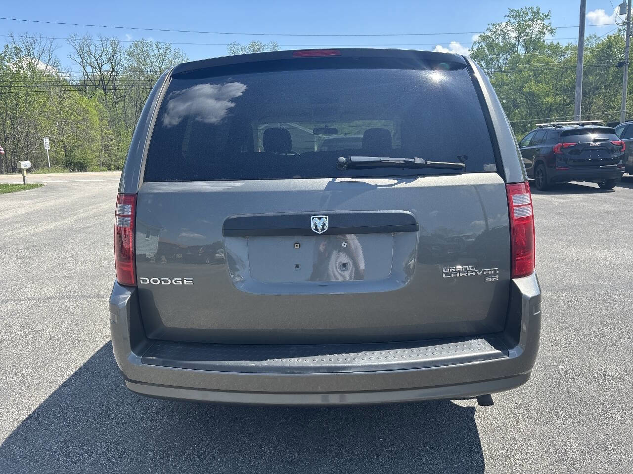 Used 2010 Dodge Grand Caravan Hero FWD image 5