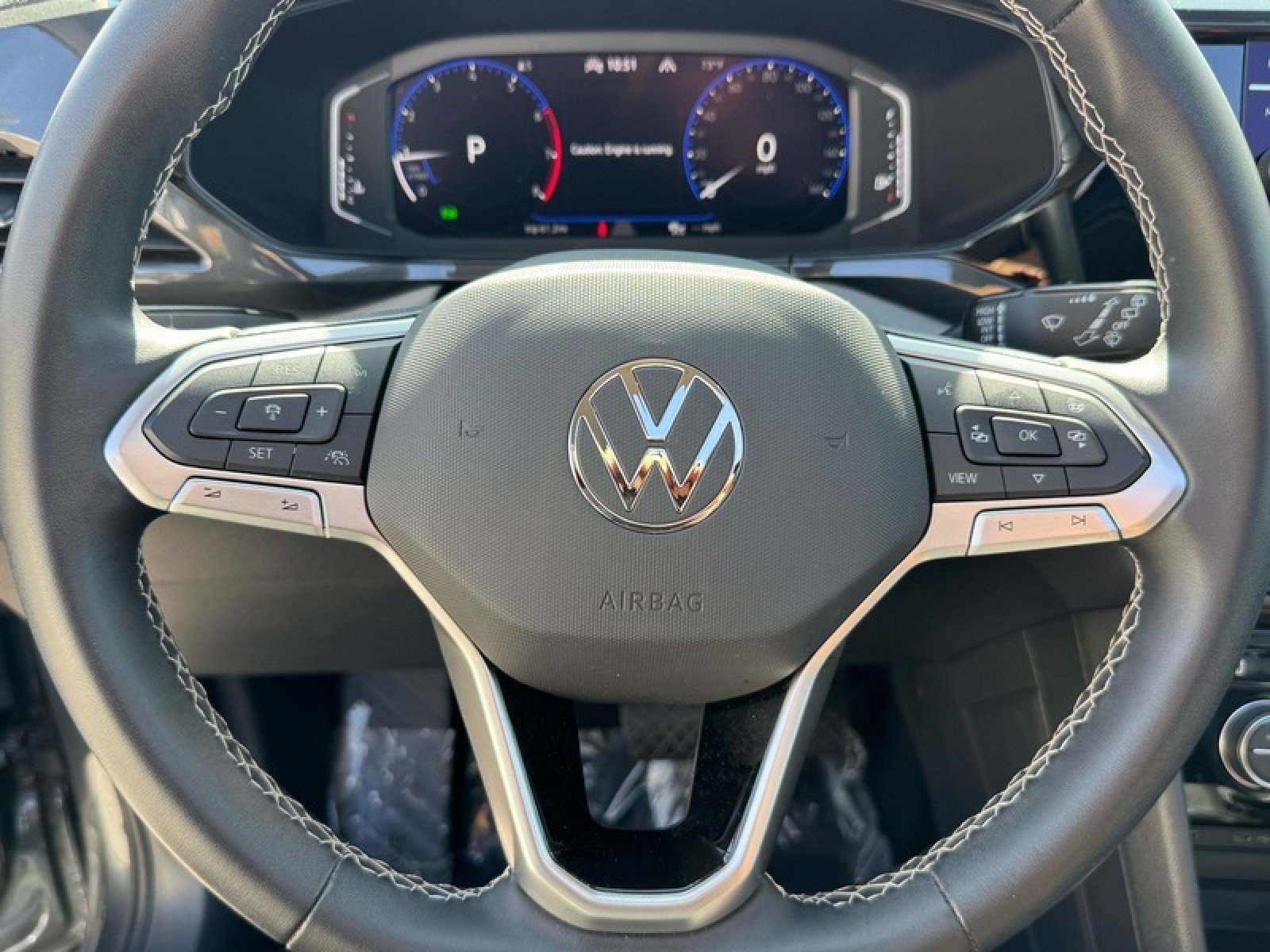 Used 2022 Volkswagen Taos SEL w/ Panoramic Sunroof Package image 28