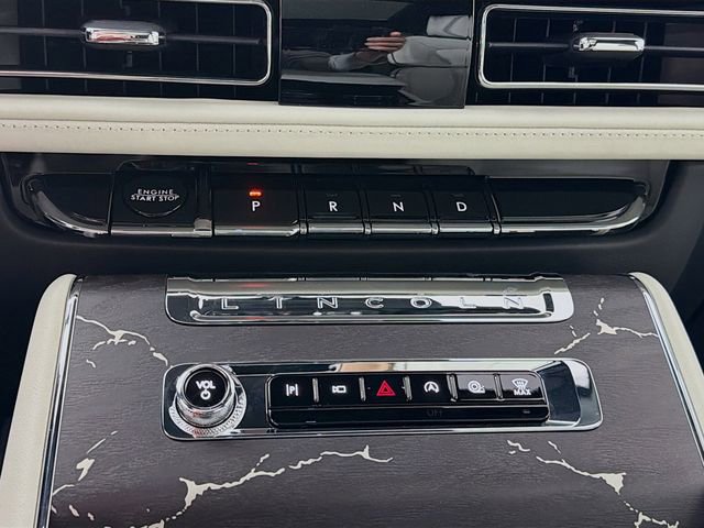 New 2026 Lincoln Aviator Black Label image 17