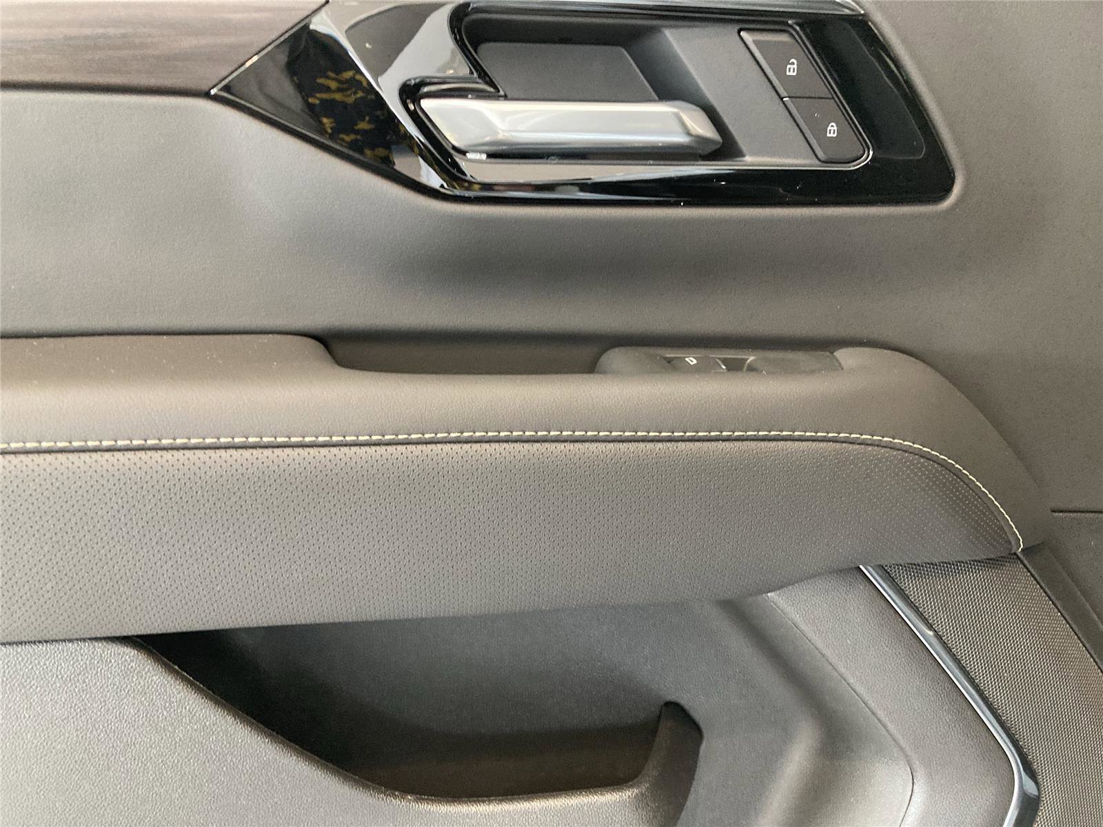 New 2026 Chevrolet Tahoe Premier w/ Sun And Tow Package image 14