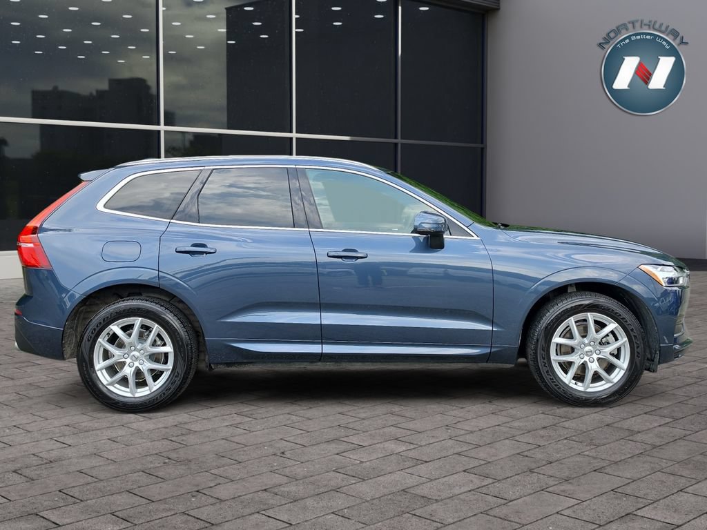 Used 2020 Volvo XC60 T5 Momentum AWD/4WD image 6